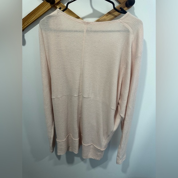 EUC- Free People Women's Cozy With You Faux Wrap Sweater Ribbed Bush Pink Medium - Picture 9 of 9